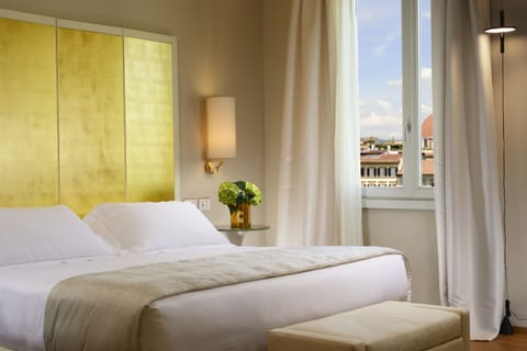 Junior Suite, City View | Premium bedding, down comforters, minibar, in-room safe