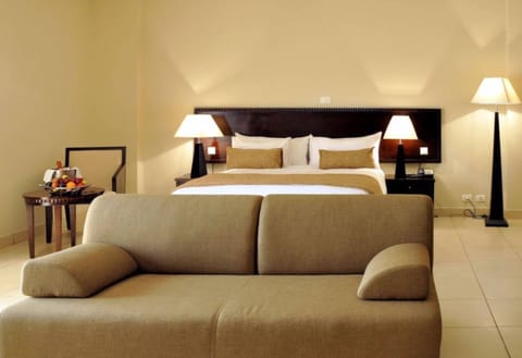 Junior Suite | Egyptian cotton sheets, premium bedding, down comforters