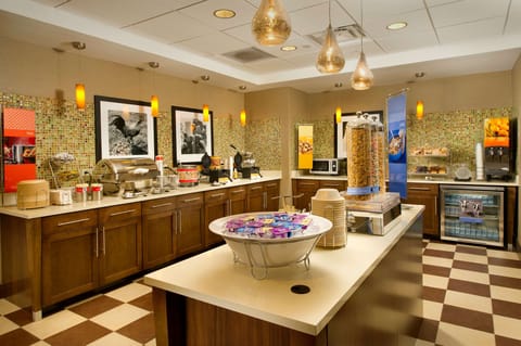 Free daily breakfast