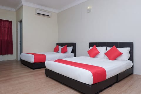 Family Suite | Free WiFi, bed sheets