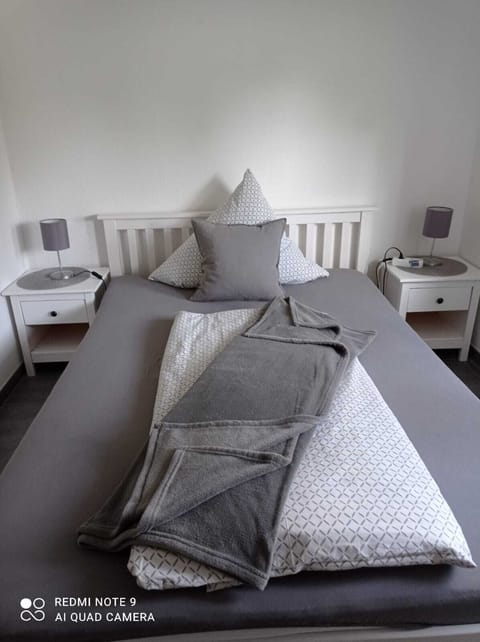 Single Room, Private Bathroom