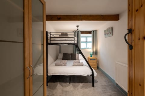 Bryn Lon Bach Bunk Bedroom