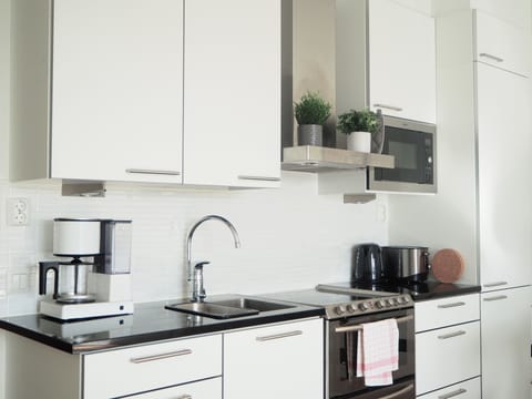 Exclusive Studio | Private kitchen | Full-size fridge, microwave, oven, stovetop