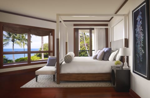 Grand Room, 4 Bedrooms (Residence) | Premium bedding, in-room safe, desk, laptop workspace