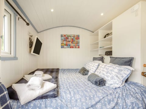 Cottage | 1 bedroom, individually decorated, individually furnished, free WiFi