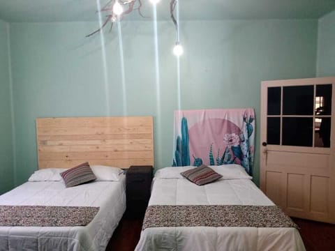 Quadruple Room | Free WiFi, bed sheets