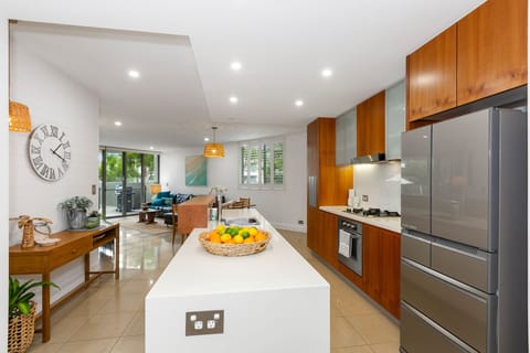 3 Bedroom Swim Up Apartment | Private kitchen | Full-size fridge, microwave, oven, stovetop