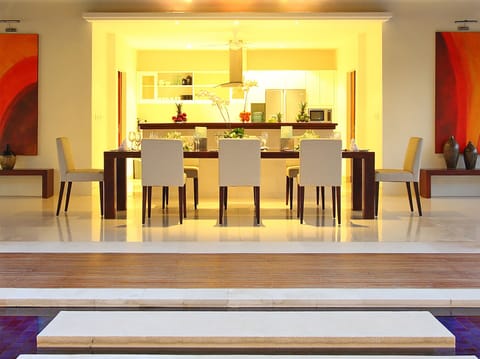 Villa, 4 Bedrooms | In-room dining