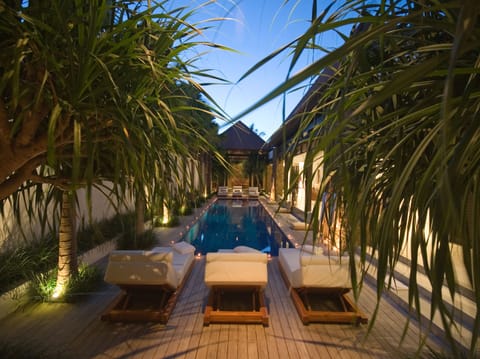Sundeck