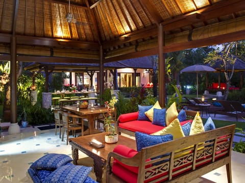 Villa, 4 Bedrooms | Living room | LED TV, DVD player