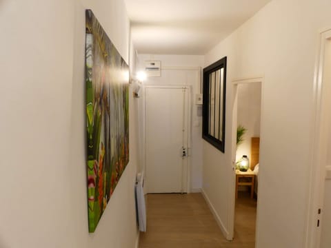 The corridor to the bedroom