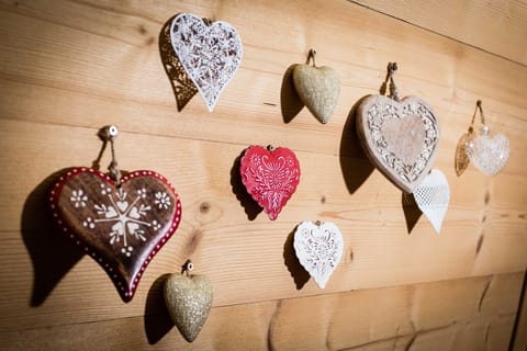 Thoughtful details throughout Paradis 18 & 18b appts