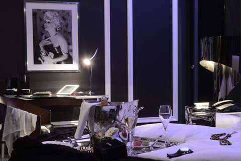 Premium bedding, in-room safe, individually decorated, desk