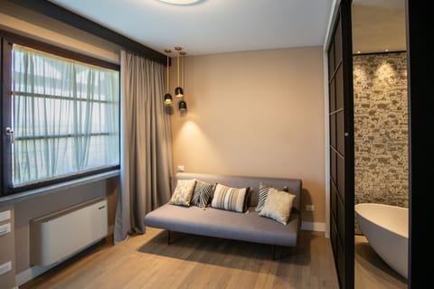 Suite | Living area | 21-inch LCD TV with digital channels, TV