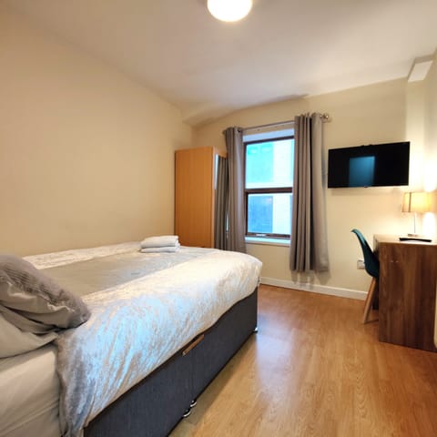 Economy Double Room, Shared Bathroom (The Central Economy Room )