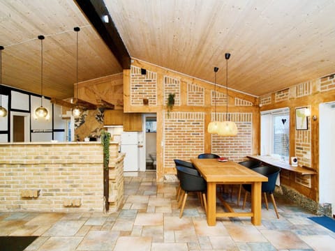 House | Private kitchen | Highchair