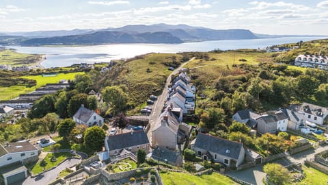 Cottage | Aerial view