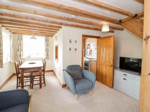 Cottage | Living area