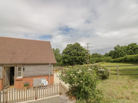 Cottage | Property grounds