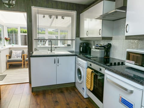 Fridge, dishwasher, electric kettle, toaster