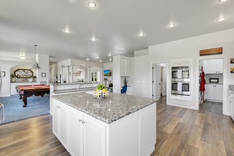 Large kitchen equipped with everything you need! You can even hire our chef!