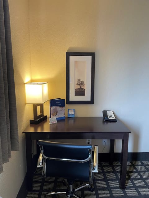 In-room safe, desk, laptop workspace, blackout drapes