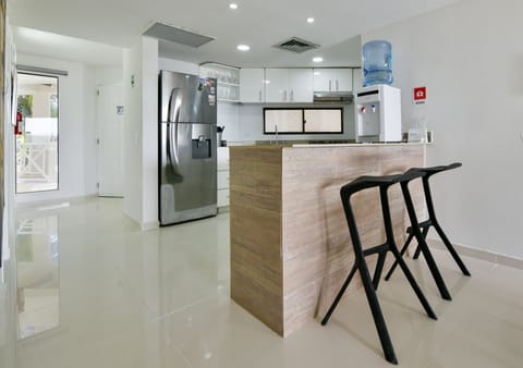 Apartment, 2 Bedrooms, Smoking, Ocean View | Interior