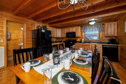 Dining Table Seating for 8