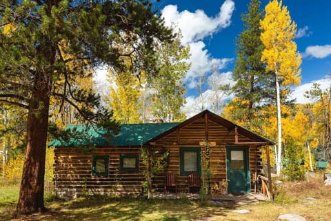 Hermitage Cabin | Bed sheets
