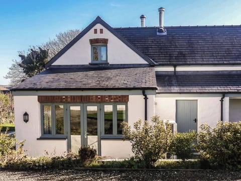 Exterior | East Barn - Penpistyll Rural Retreats, Dwrbach, near Fishguard