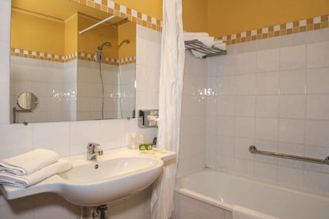 Family Quadruple Room, Private Bathroom | Bathroom | Combined shower/tub, deep soaking tub, hair dryer, towels