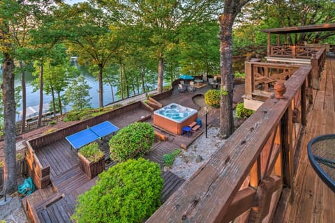 Hot Springs Vacation Rental | 5BR | 3BA | 3,382 Sq Ft | Stairs Required