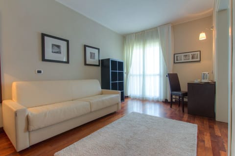 Junior Suite, Terrace (3) | Minibar, in-room safe, soundproofing, free WiFi