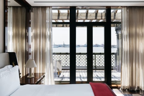 Presidential Suite, Terrace (Bartholdi) | Frette Italian sheets, premium bedding, minibar, in-room safe