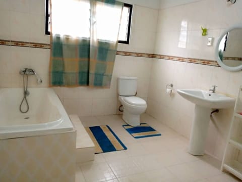 Apartment | Bathroom | Combined shower/tub, deep soaking tub, hair dryer, towels