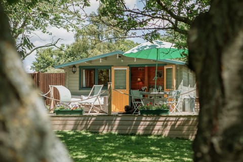 Comfort Suite, Private Bathroom (Cherry Lodge) | Exterior