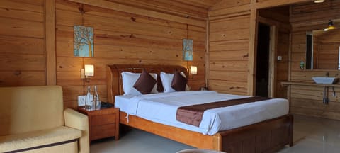 Superior Chalet | In-room safe, individually furnished, laptop workspace, bed sheets