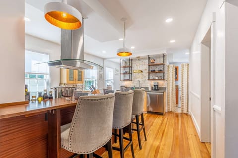 Apartment (Broom & Board) | Private kitchen