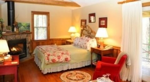 Cottage (Boxwood) | Individually decorated, individually furnished, soundproofing, free WiFi