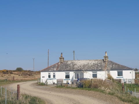 Exterior | Kirklauchline Cottage, Stoneykirk, near Portpatrick