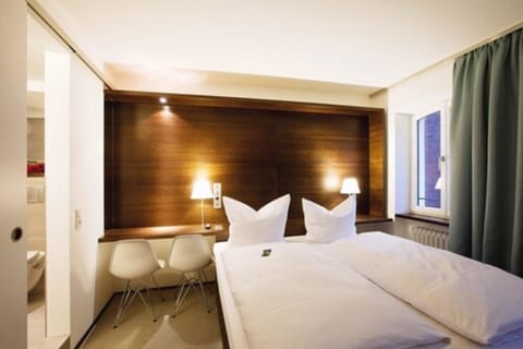 Standard Double Room | Premium bedding, down comforters, in-room safe, desk