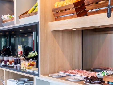 Daily buffet breakfast (EUR 12.9 per person)