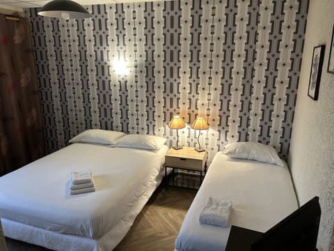 Standard Triple Room | Free WiFi