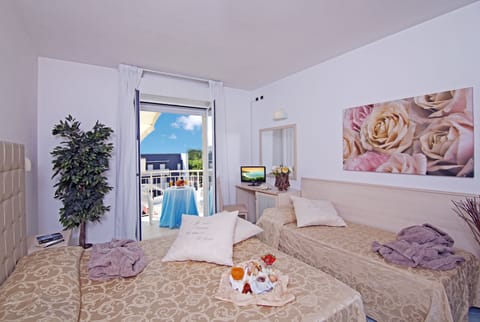 Superior Triple Room, Partial Sea View | In-room safe, soundproofing, travel crib, free WiFi