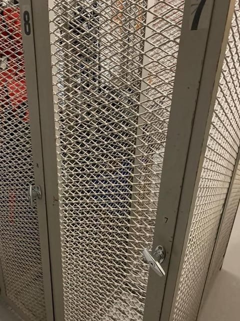 Ski box you can lock