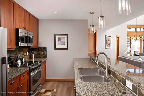 Another Kitchen shot