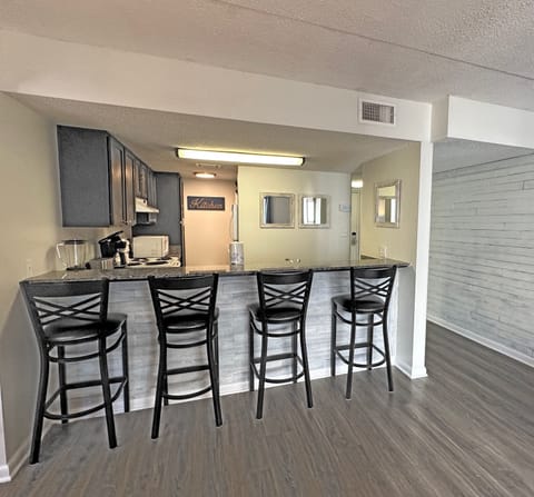 Sugar Beach, Orange Beach Alabama. Sleeps 8. Managed by Island Rentals.