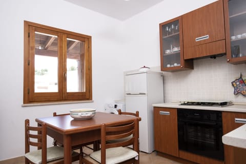 House | Private kitchen | Full-size fridge, oven, cookware/dishes/utensils, freezer