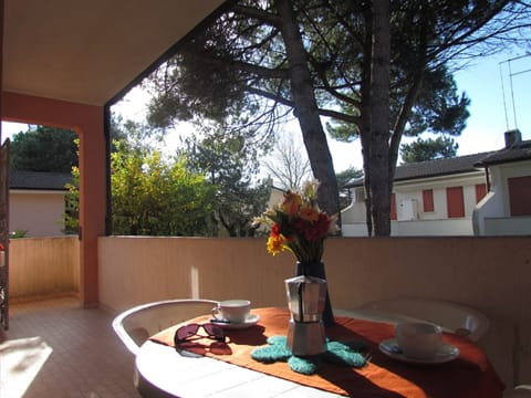 Apartment, 1 Bedroom, Balcony, Garden View | Balcony