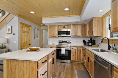 Kitchen Area with Island